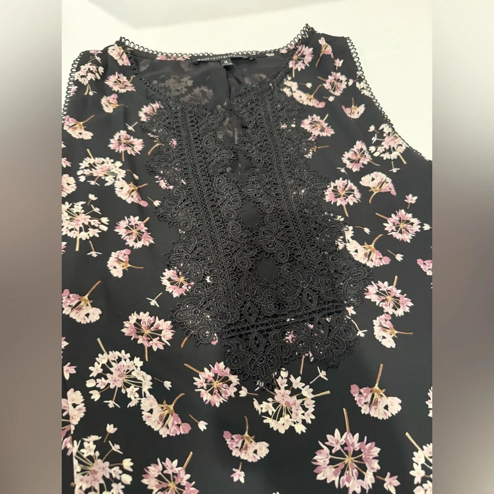 White House Black Market Black Floral Sleeveless Top - Picture 6 of 8